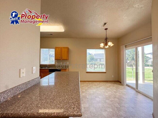 Building Photo - 1949 E Wilson Ln