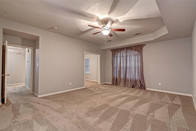 Building Photo - 2130 Autumn Fern Dr
