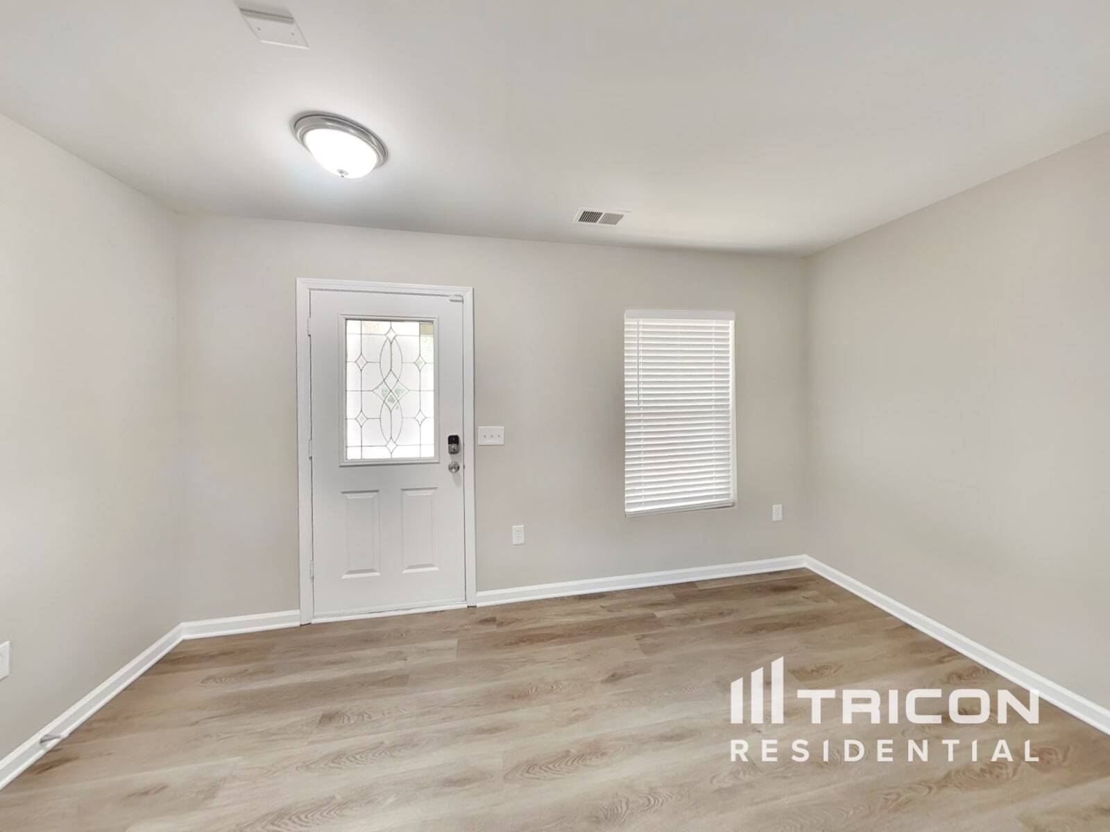 Building Photo - 305 Lameshur Ln