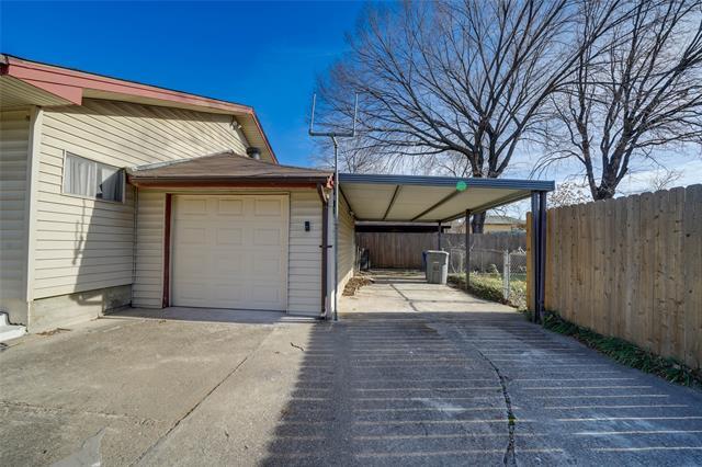 Building Photo - 7721 Mohawk Dr