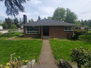 Building Photo - 2717 S Fruitland