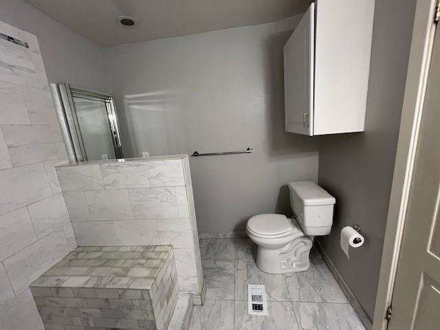 Building Photo - 209 E 35th St