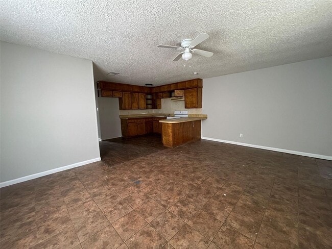 Building Photo - 105 Effie Ln