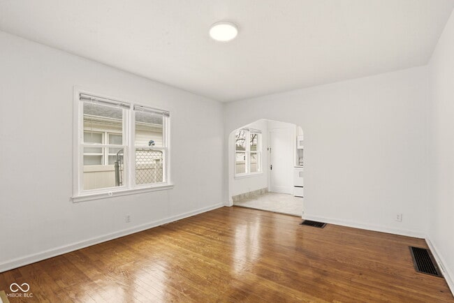 Building Photo - 1531 N Grant Ave