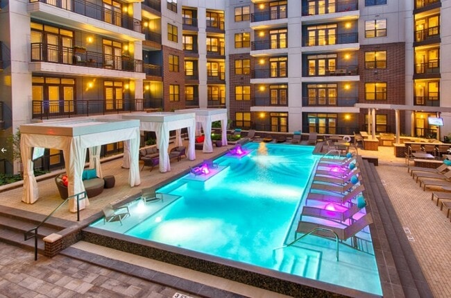 Building Photo - 2910 Milam St