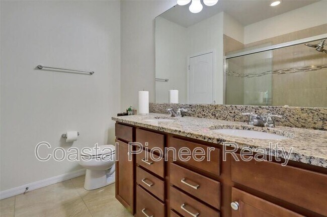 Building Photo - 16321 Treasure Point Dr