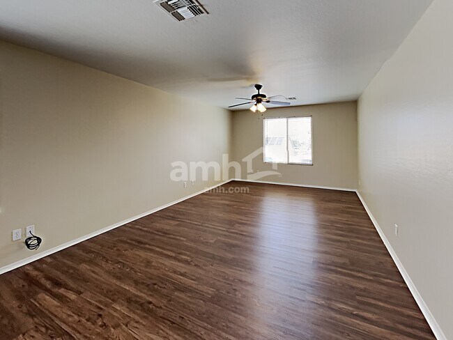 Building Photo - 7719 S 69th Lane