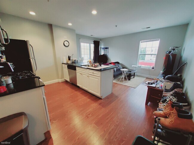 Building Photo - 2 br, 2 bath Condo - 947 Hope St Apt 403