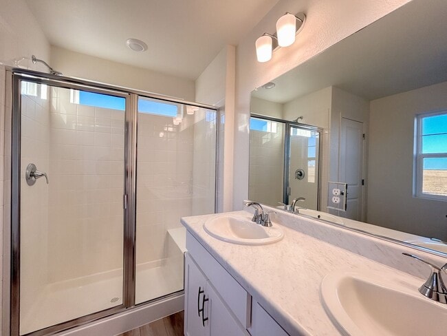 Building Photo - 6278 N Nepal Ct