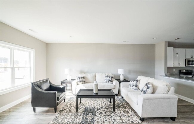 Building Photo - 3 Bedroom Townhome in Campbell County