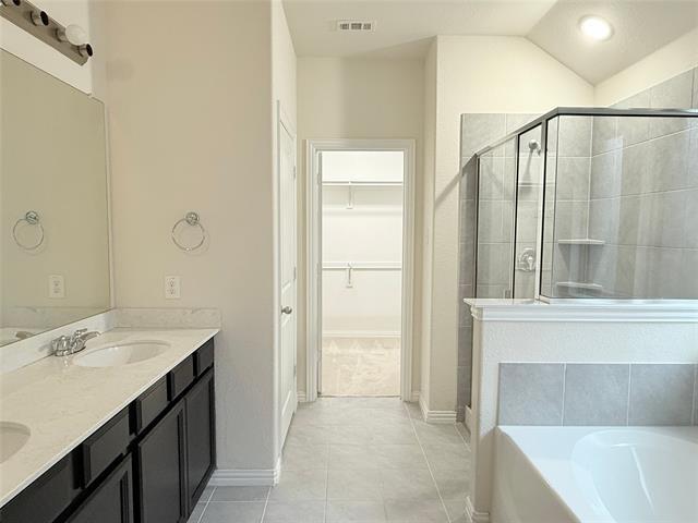 Building Photo - 2059 Avondown Rd