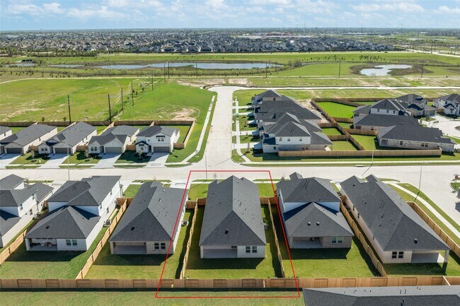 Building Photo - 9711 Westminster Mnr Dr