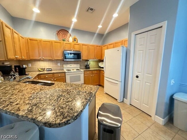 Building Photo - 9250 Bayberry Bend