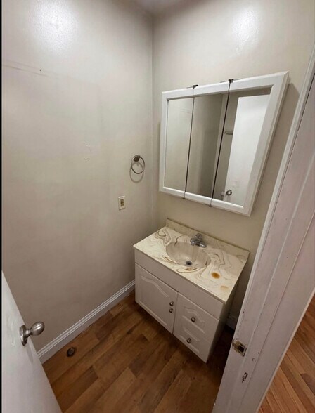 Building Photo - 3714 Stevens Ave