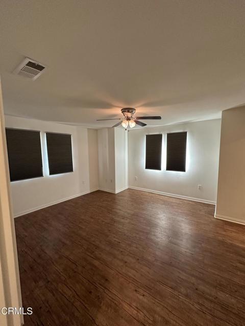 Building Photo - 1016 Los Angeles Ave