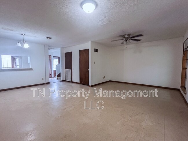 Building Photo - 2830 Louisiana Ave