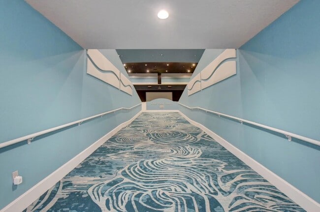 Building Photo - 581 Monaco Blvd