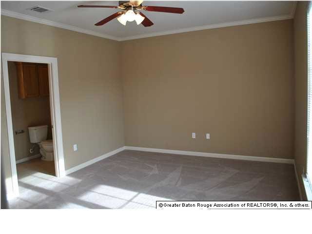 Building Photo - 2405 Brightside Dr