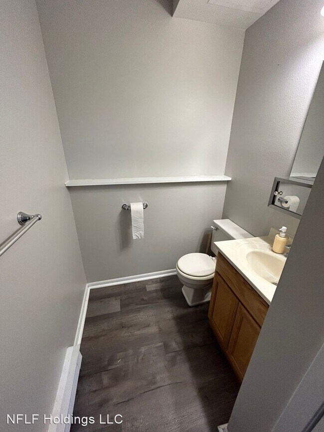 Building Photo - 3 br, 2 bath House - 927 Hunter Dr