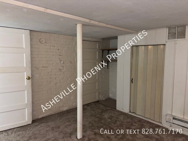 Building Photo - 49 Pine St