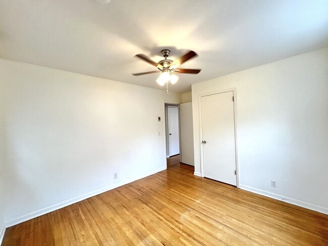 Building Photo - COMING SOON! Nashville! View the river fro...