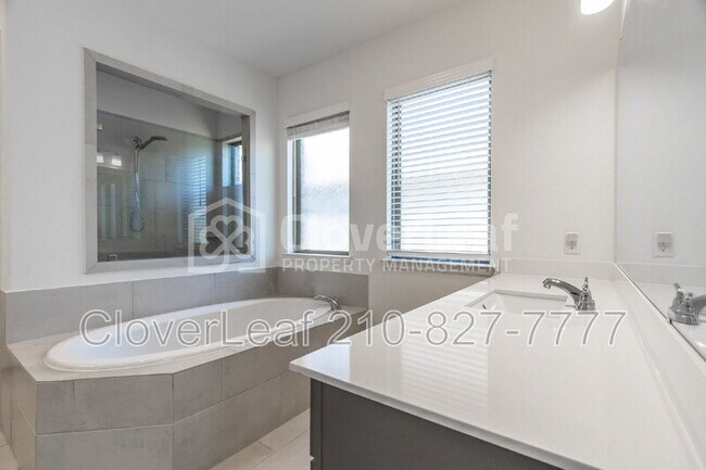 Building Photo - 1045 Blue Oak Blvd