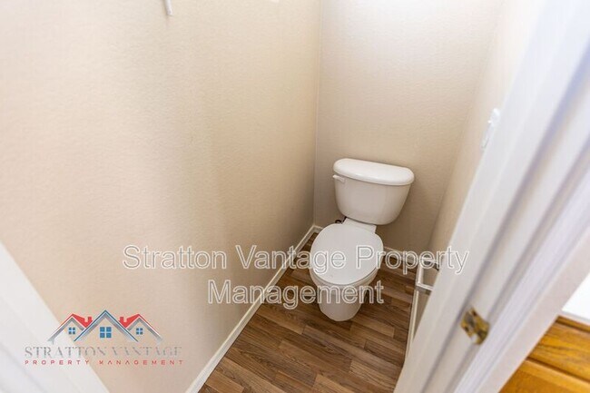 Building Photo - 12721 W Almeria Rd