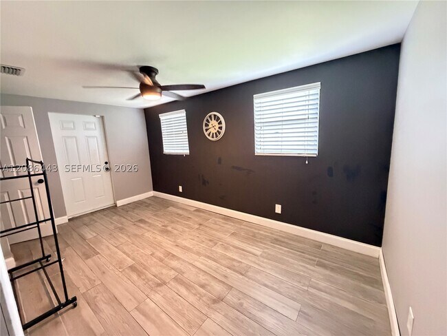 Building Photo - 2702 NW 53rd St