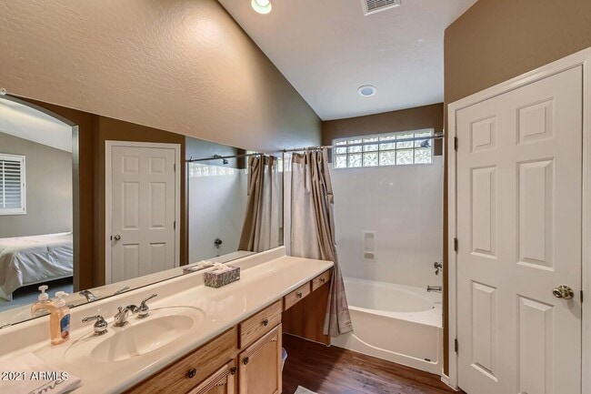 Building Photo - 9750 N Monterey Dr