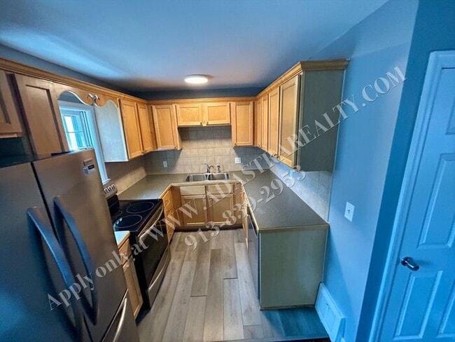 Building Photo - Updated 3 bed 2 bath home in Waldo-Coming SOON!!