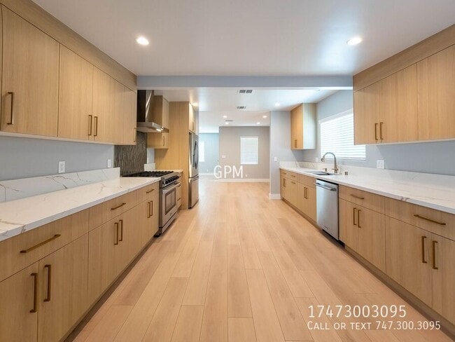 Building Photo - 6454 Gentry Ave