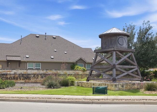 Building Photo - 9010 Canopy Bnd
