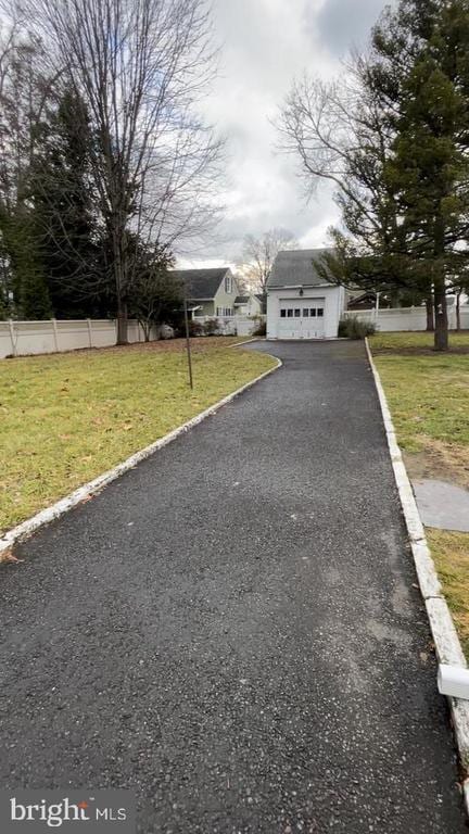 Building Photo - 105 Breslin Ave