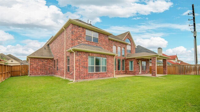 Building Photo - 26510 Crimson Bluff Ln