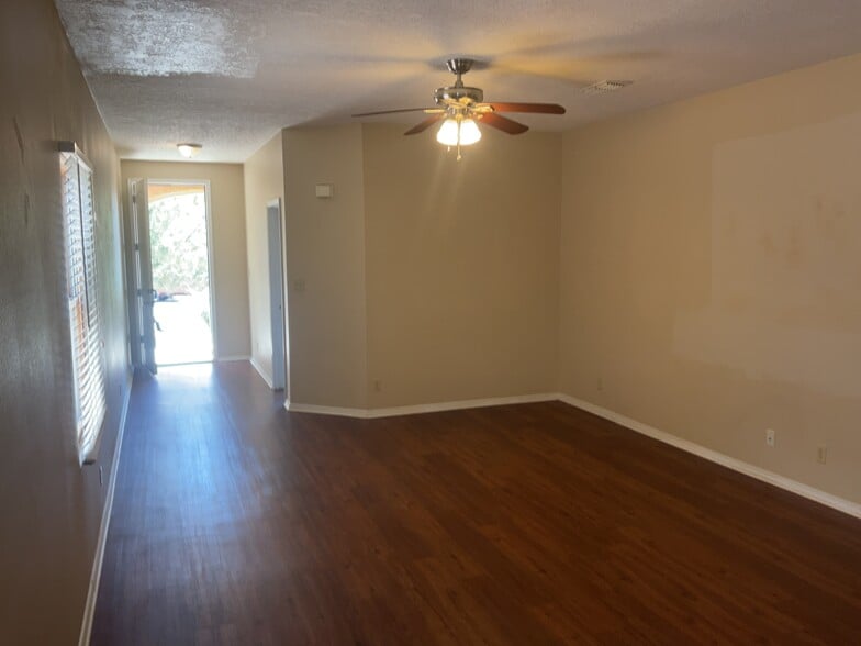 Building Photo - 3349 Zia Ct