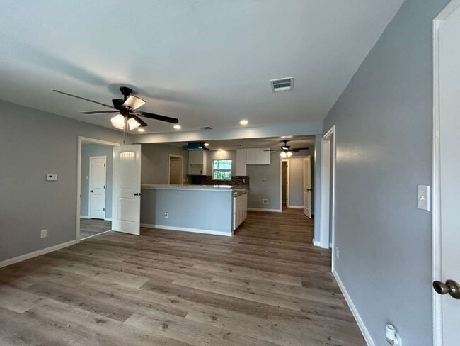 Building Photo - 3017 Nita St