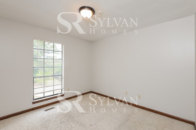 Building Photo - Living where You Love is Good for your Heart!