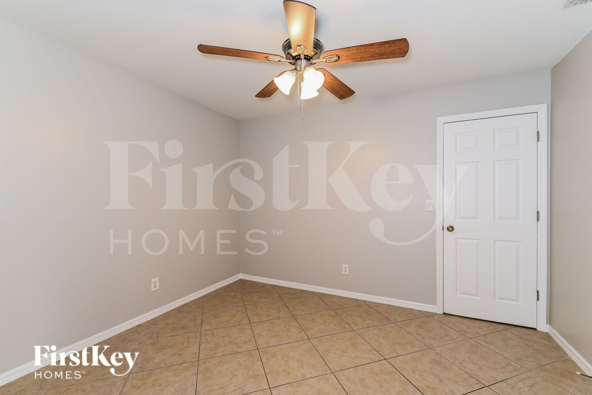 Building Photo - 2513 SW 31st St