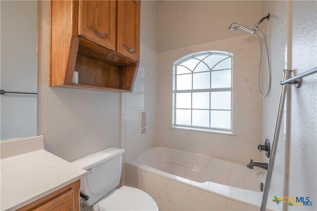 Building Photo - 6201 Flag Stone Dr