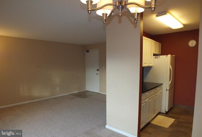 Building Photo - 7600 Savannah St