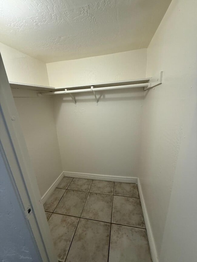 Building Photo - 2 bedroom in Mesa AZ 85204