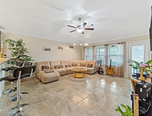 Building Photo - 6915 Astrapia Bay Xing