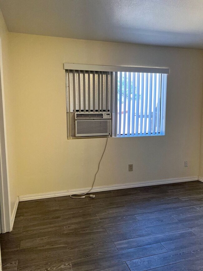 Building Photo - 3+2 in Golden Hills East COMING SOON!