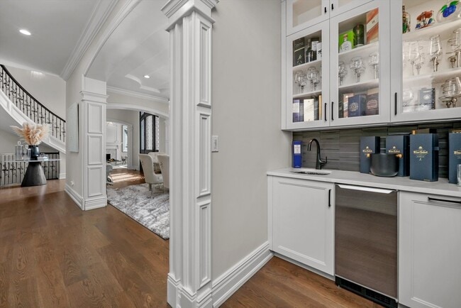 Building Photo - 6403 S Garfield St