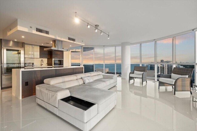 Building Photo - 6301 Collins Ave