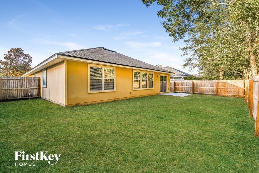 Building Photo - 1088 Beckingham Dr