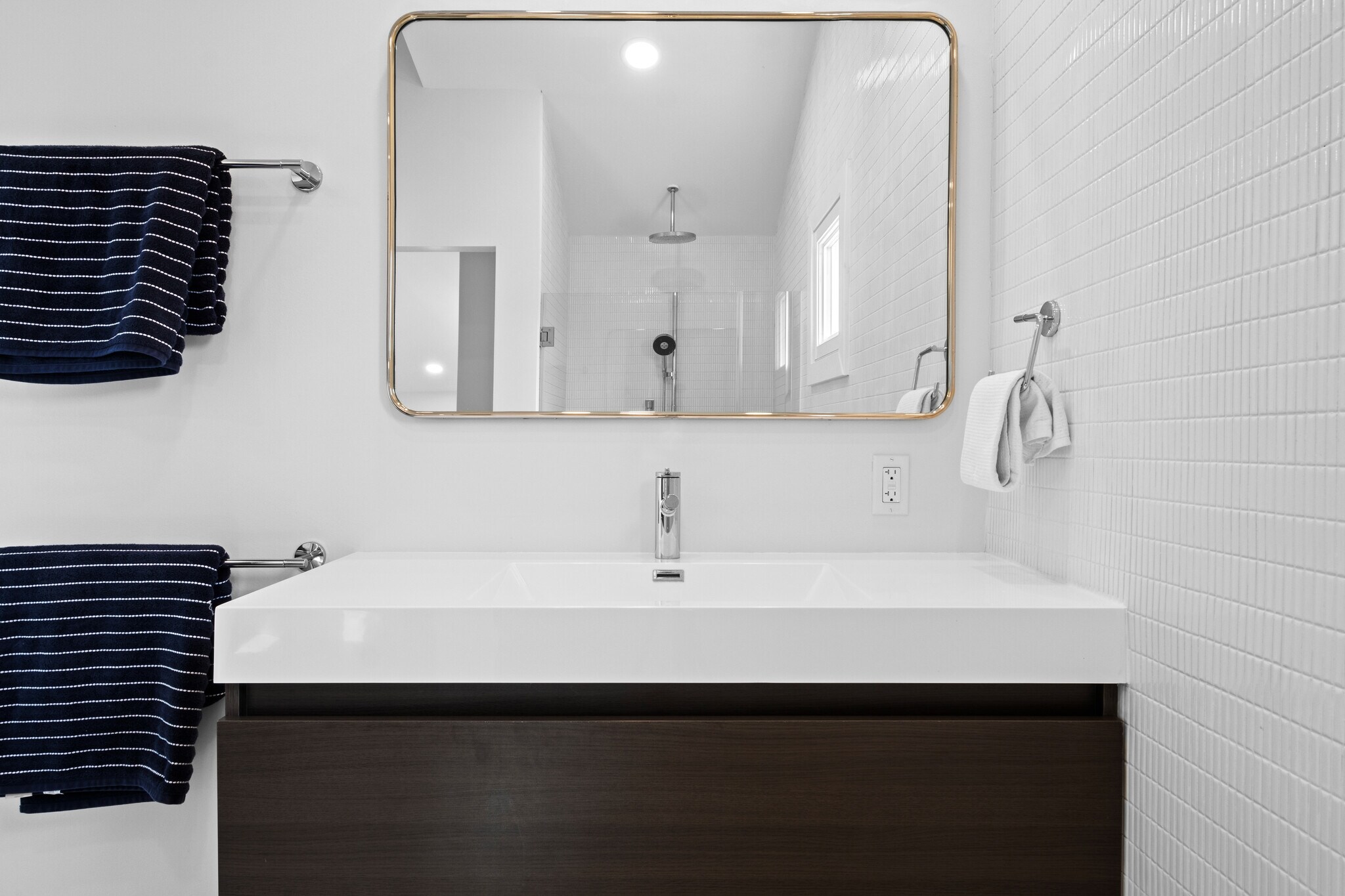 Building Photo - 9417 Winchester Ave