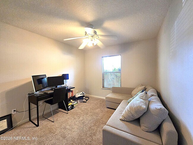 Building Photo - 963 Collinswood Dr