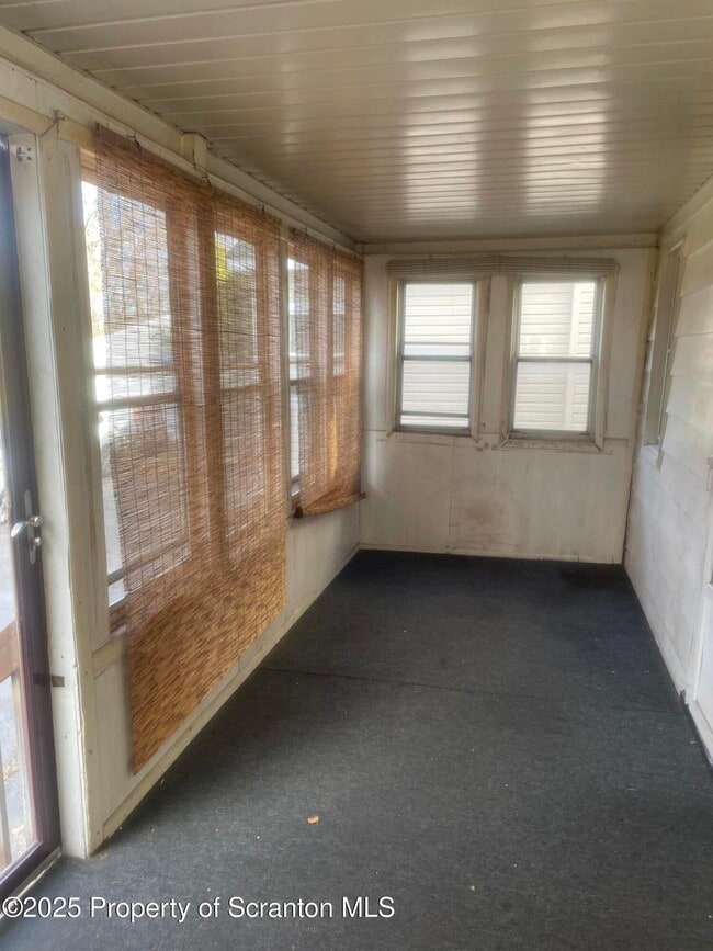 Building Photo - 2301 Boulevard Ave