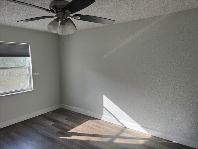 Building Photo - 4235 N University Dr